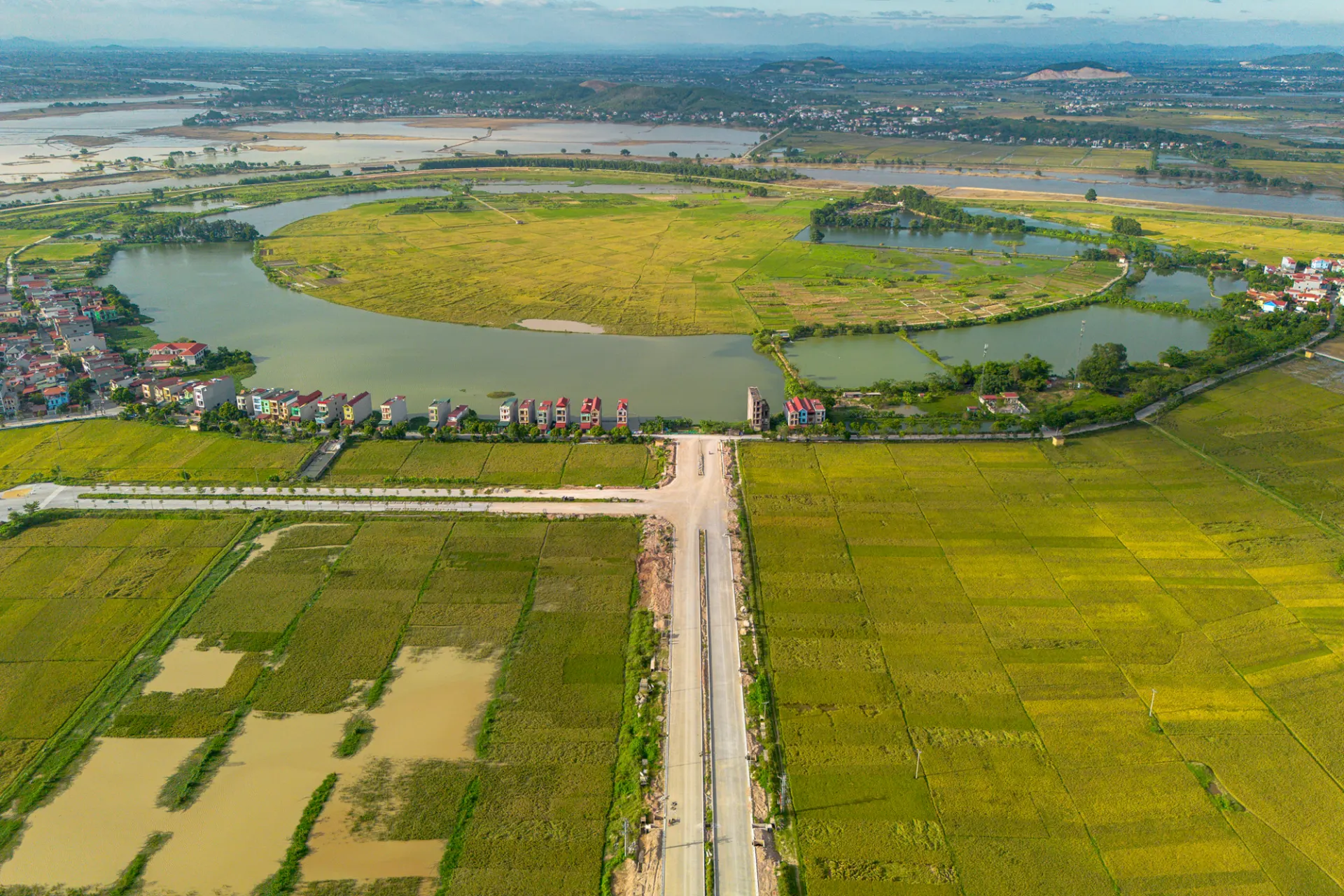 Hiện trạng Vinhomes King Park Hiện trạng Vinhomes King Park